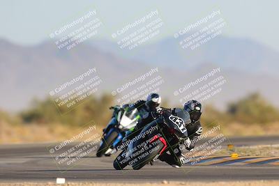 media/Dec-09-2023-SoCal Trackdays (Sat) [[76a8ac2686]]/Turn 15 Set 1 (230pm)/